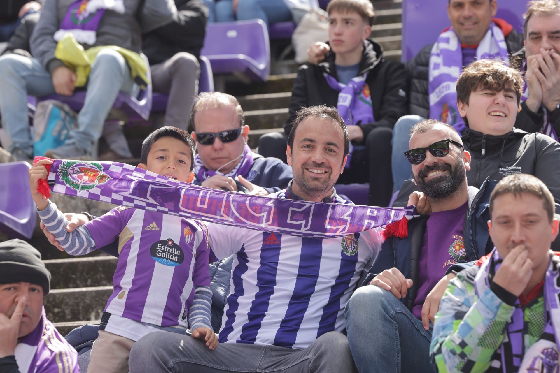 Búscate en la grada del Real Valladolid - Osasuna (3/4)
