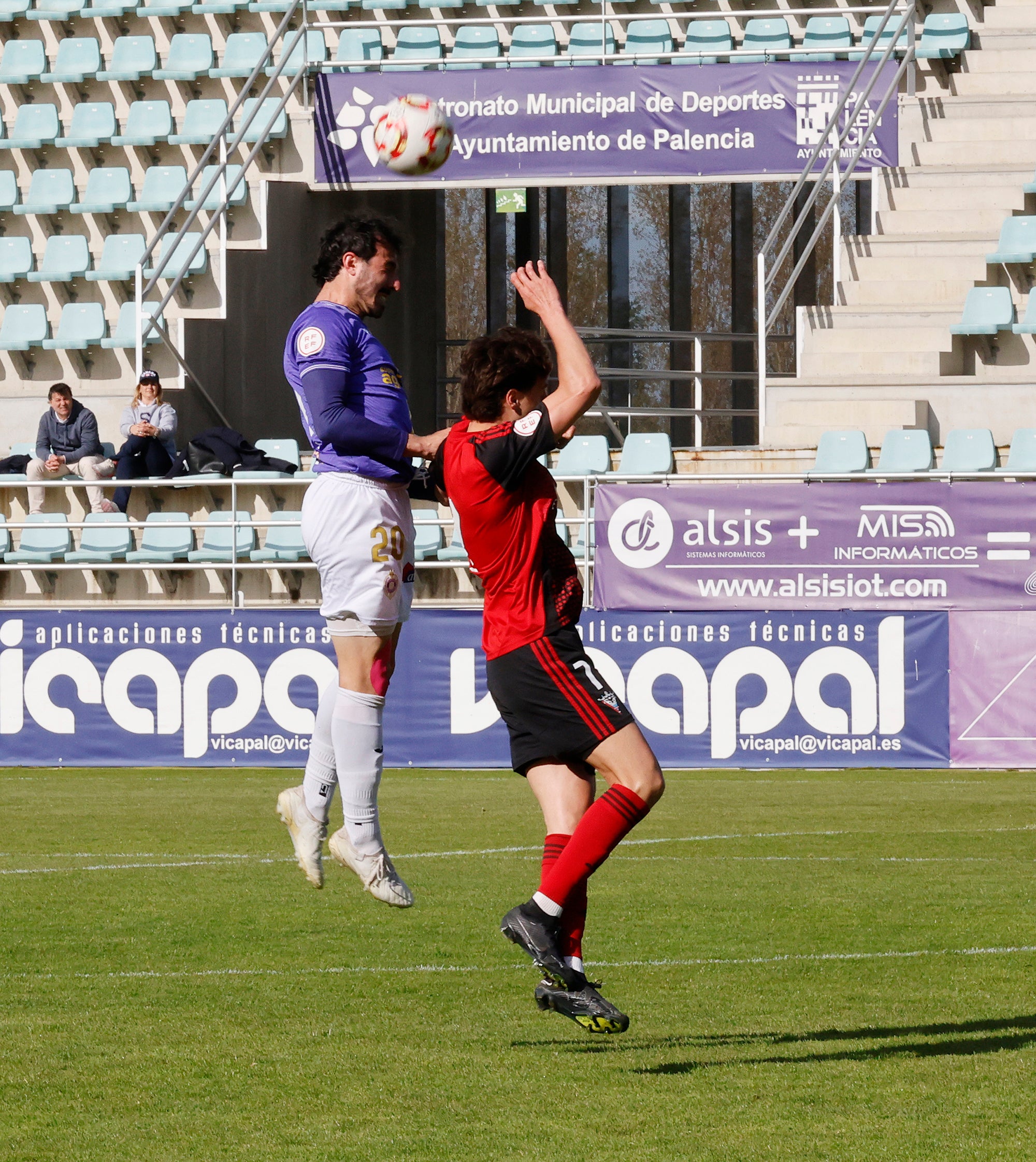 El Palencia Cristo no tuvo suerte ante el Mirandés B