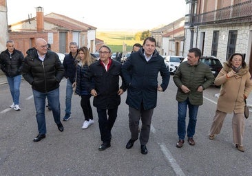 Mañueco no acudirá a Villalar en señal de luto por la muerte del Papa