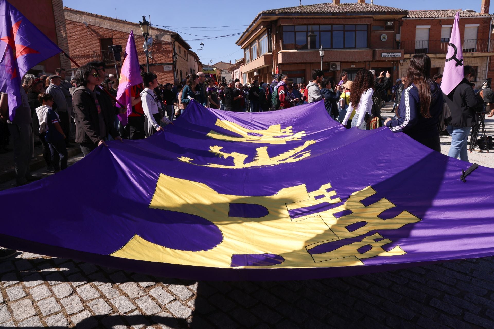 Fiesta por el Día de Castilla y León en Villalar