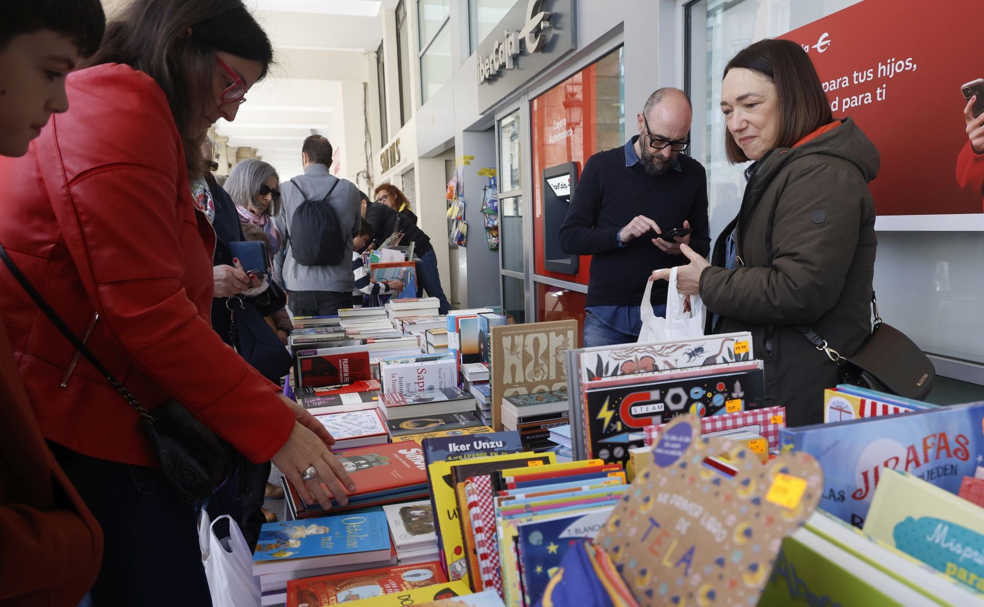 Los libros toman la Calle Mayor de Palencia