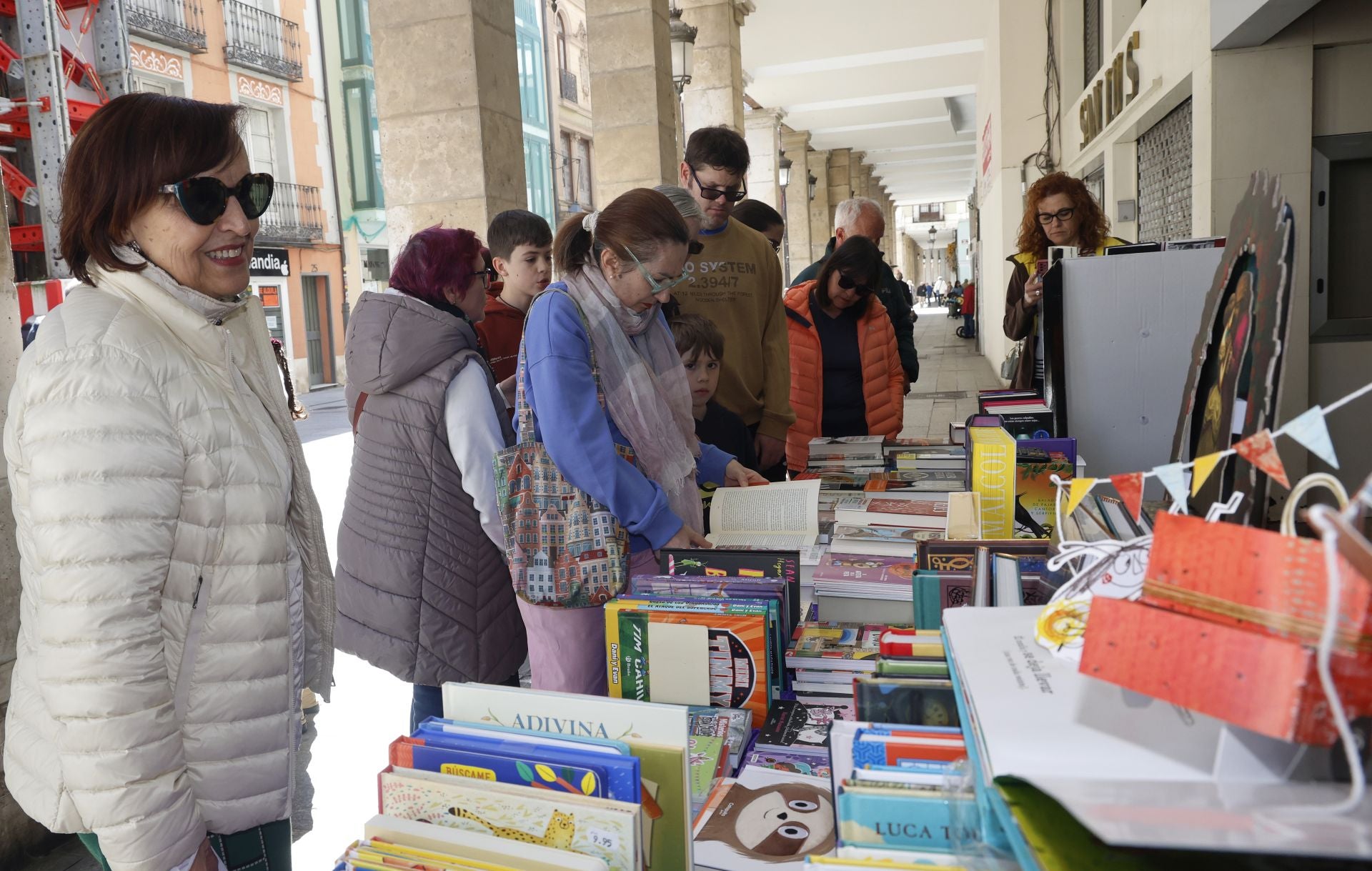 Los libros toman la Calle Mayor de Palencia