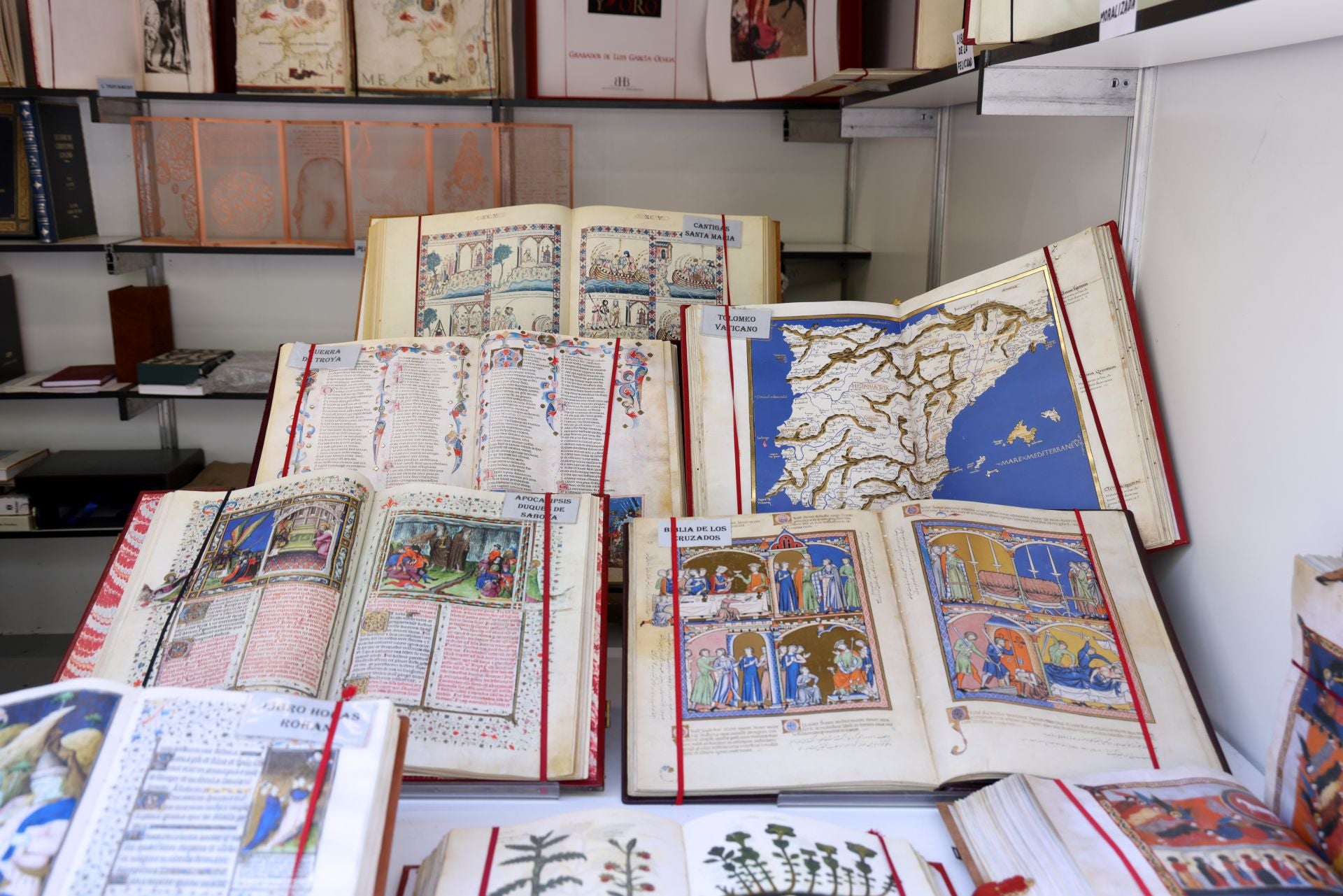 Feria del Libro Antiguo en Recoletos.