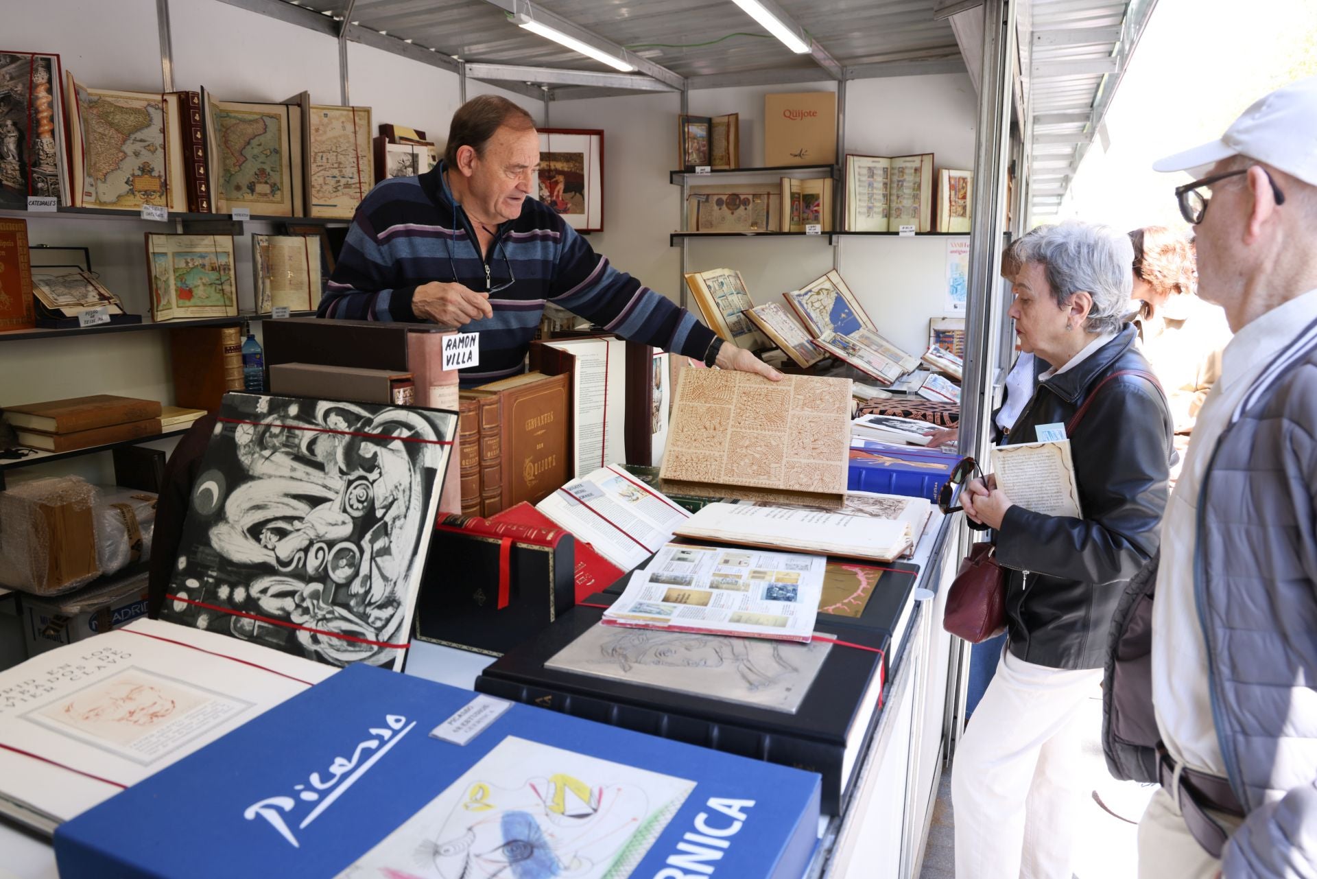 Feria del Libro Antiguo en Recoletos.