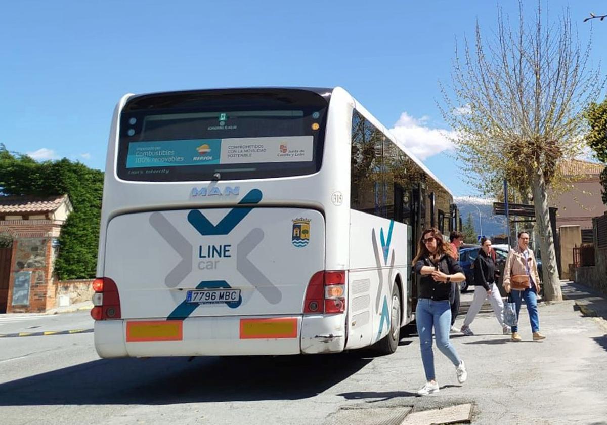 El autobús gratis anunciado por Mañueco llegaría a más de 30.000 usuarios del alfoz
