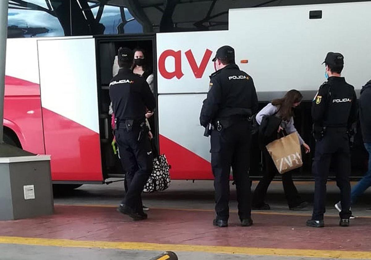 Detenida una chica de 17 años por trasladar hachís entre Madrid y Segovia