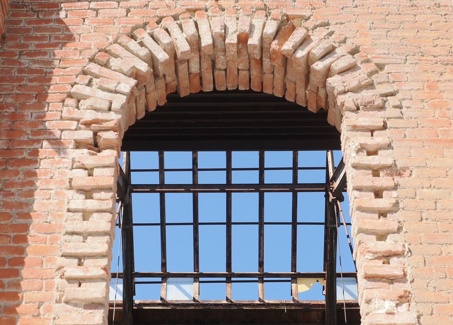 Obras en el Paseo de Arco de Ladrillo de Valladolid para construir pisos para jóvenes