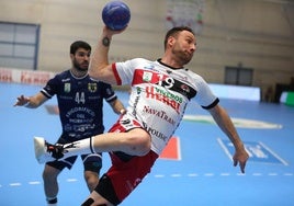 Sufrida victoria de Balonmano Nava ante Frigoríficos Morrazo
