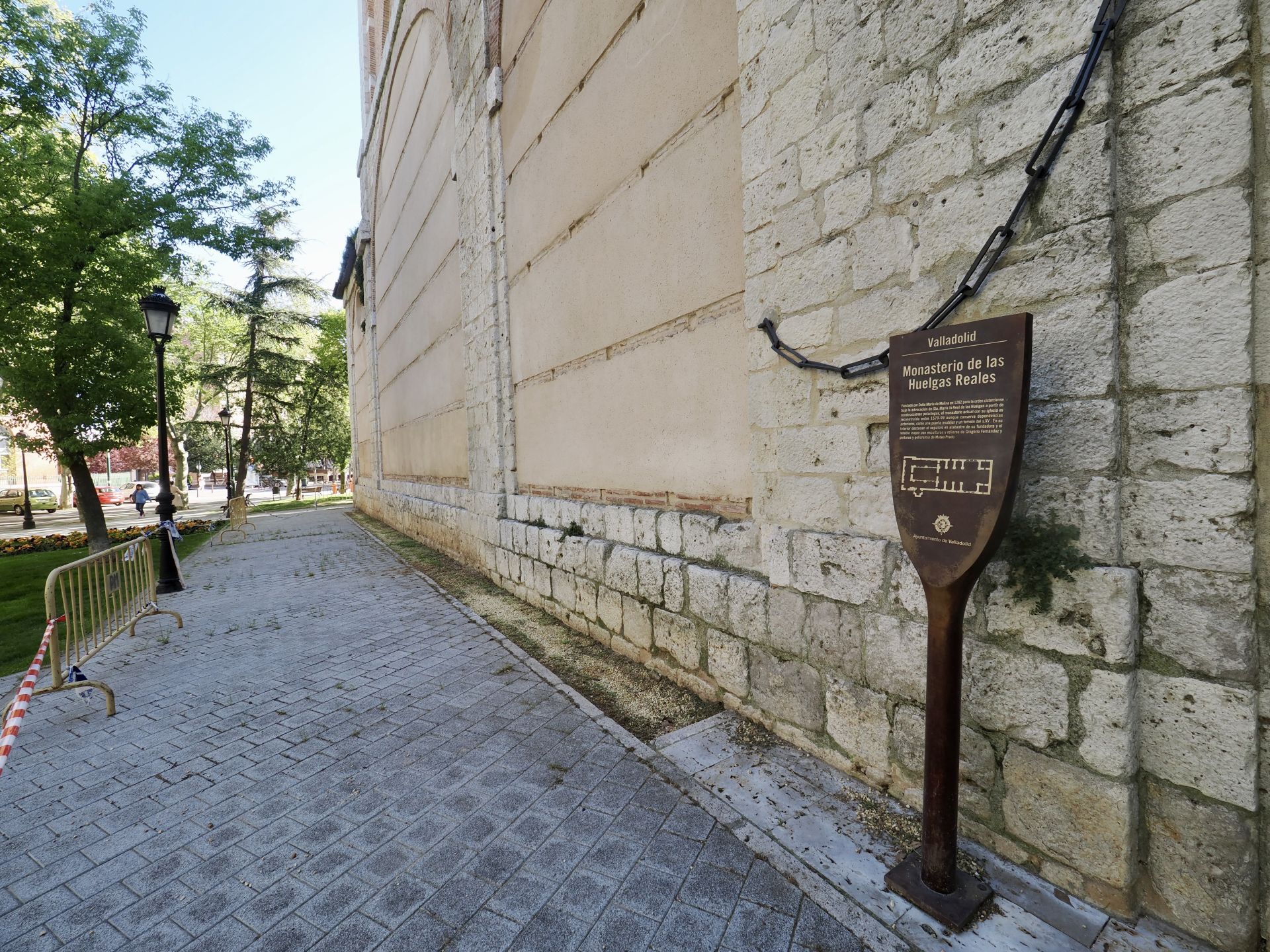 Estado de la cubierta y del entorno del Monasterio de las Huelgas