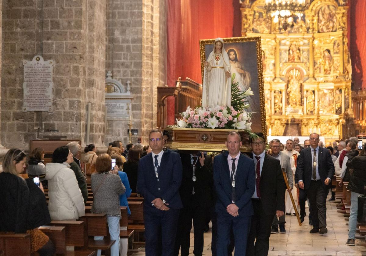 Luis Argüello preside la Procesión de la Misericordia