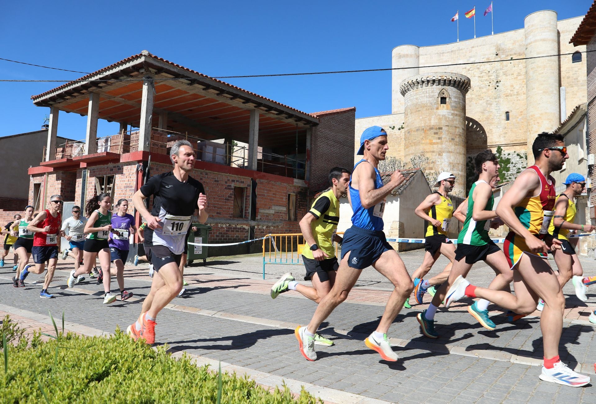 Así ha sido la carrera Entre Castillos con más de 200 participantes