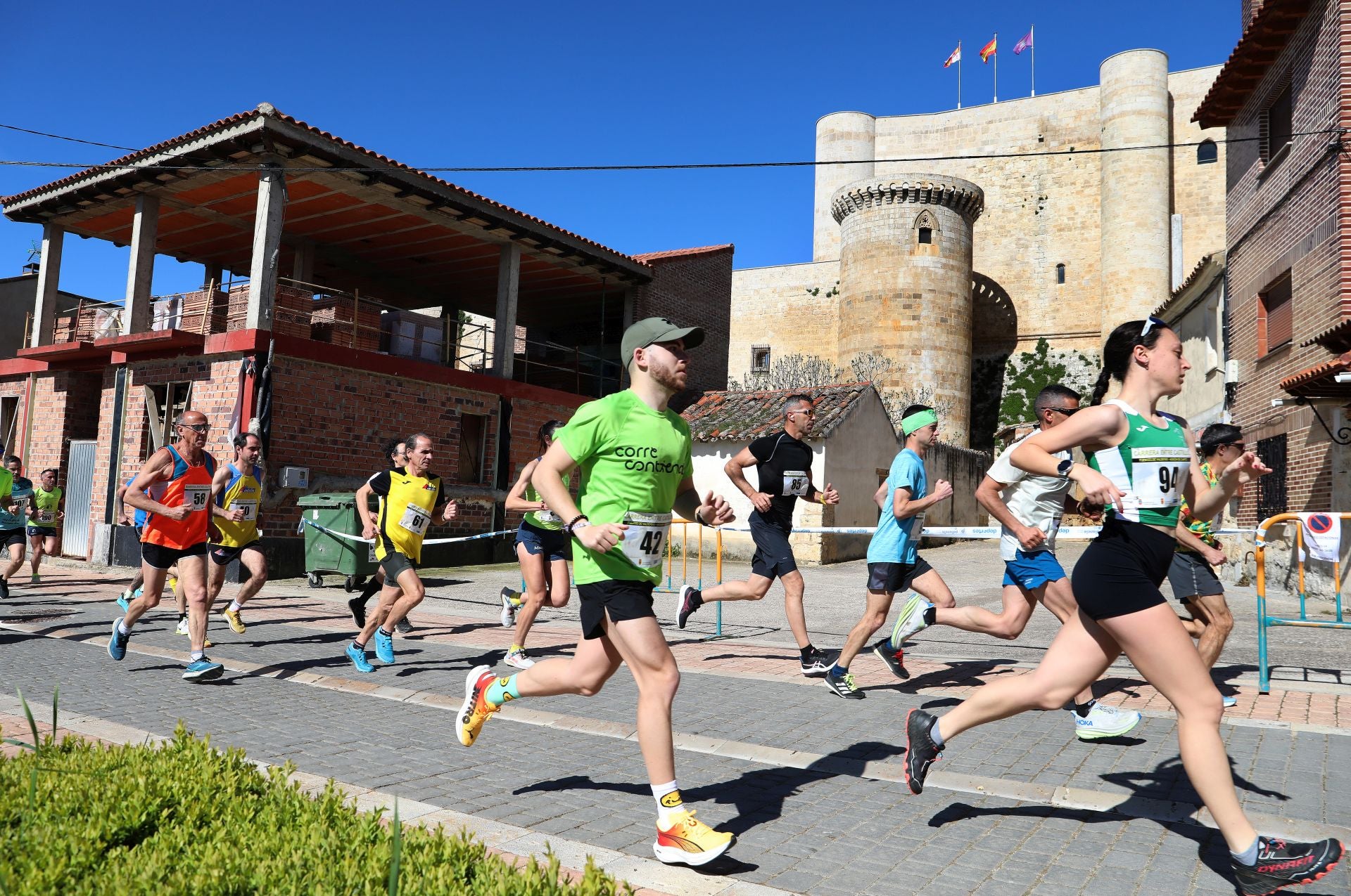 Así ha sido la carrera Entre Castillos con más de 200 participantes