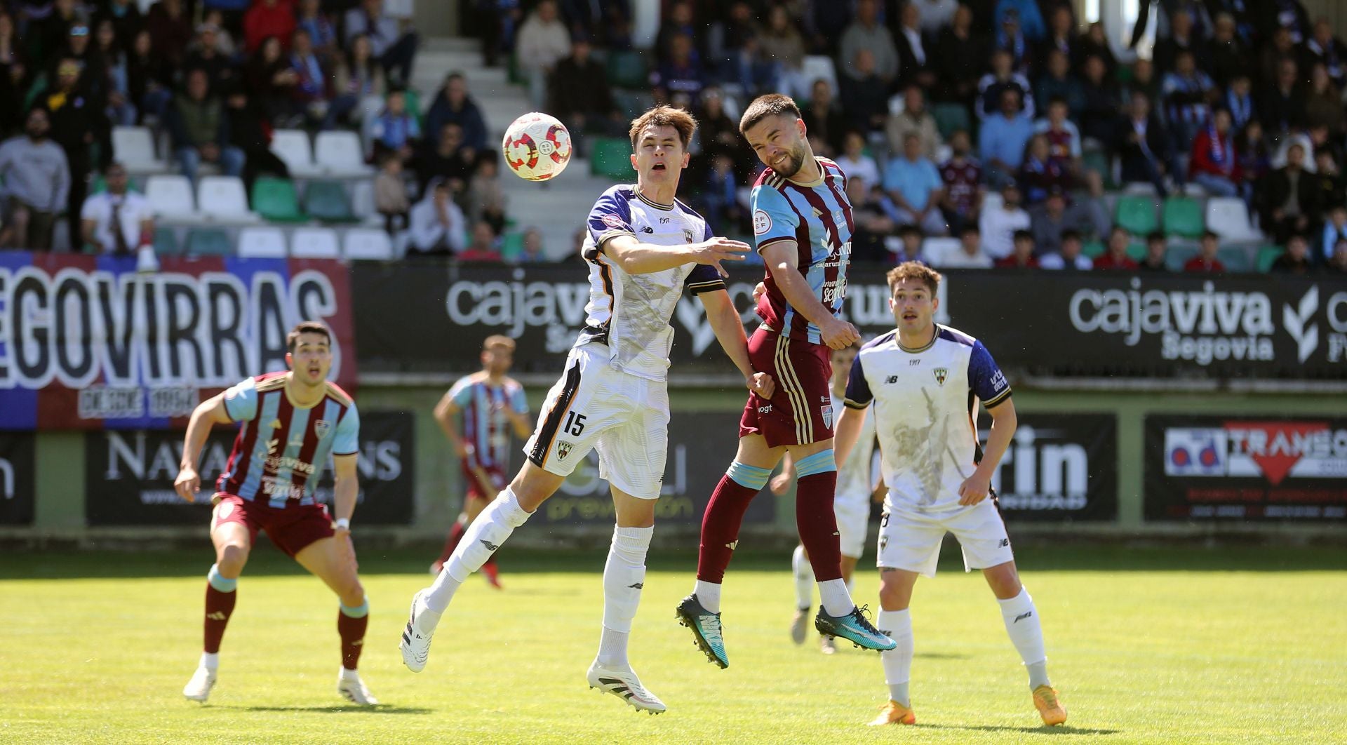 Fotos del partido entre la Segoviana y el Barakaldo
