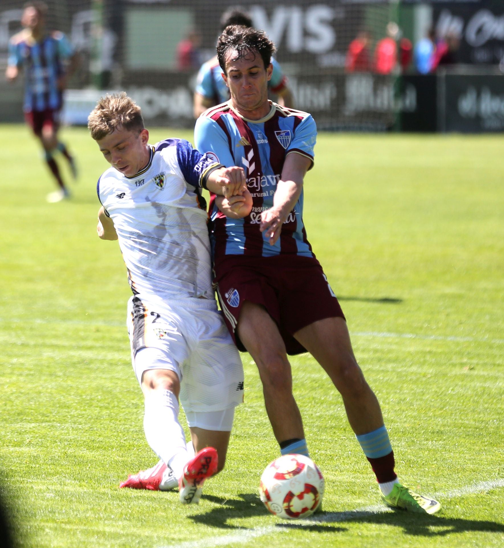 Fotos del partido entre la Segoviana y el Barakaldo