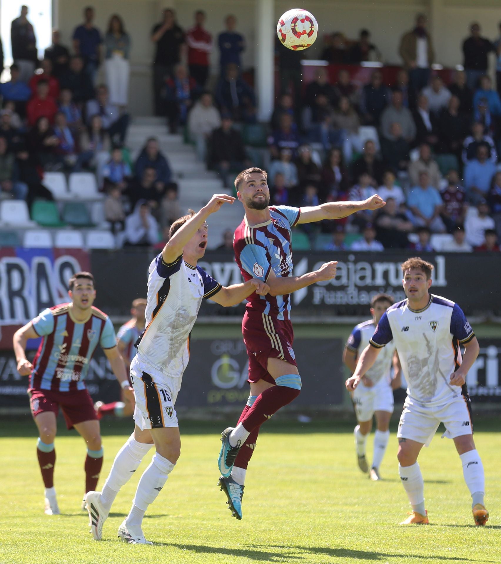 Fotos del partido entre la Segoviana y el Barakaldo