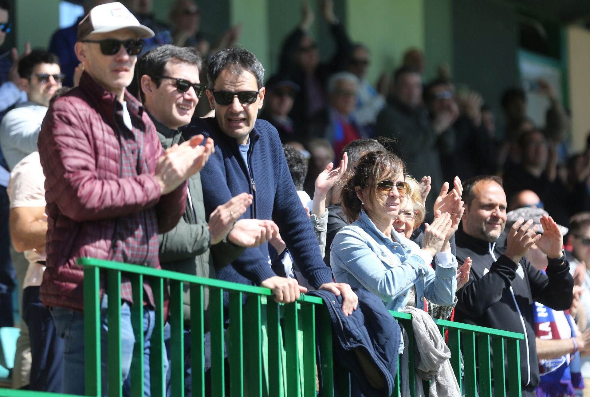 Búscate en La Albuera durante el Segoviana vs Barakaldo