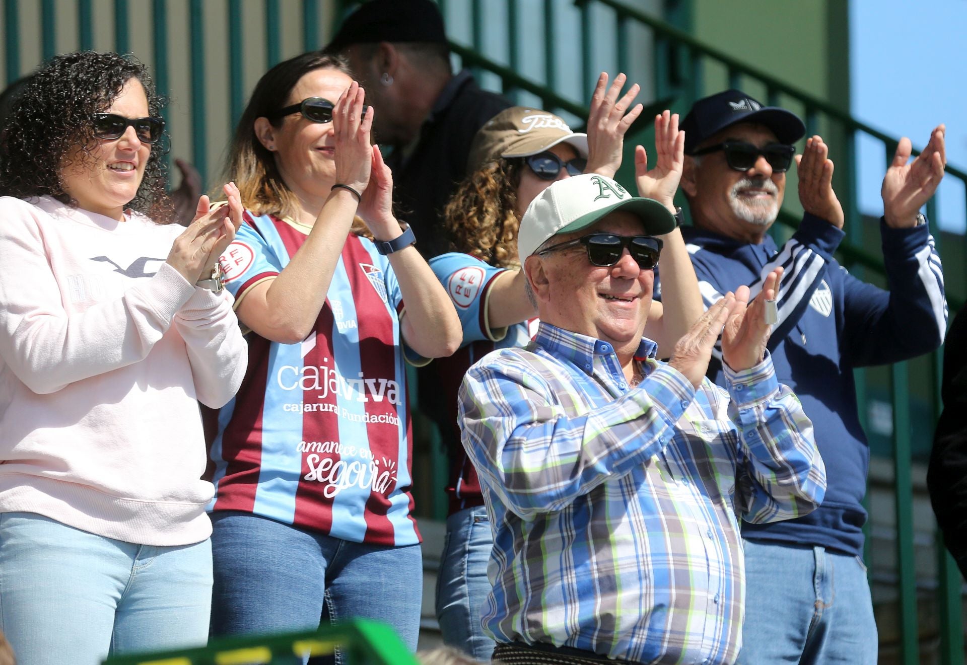 Búscate en La Albuera durante el Segoviana vs Barakaldo