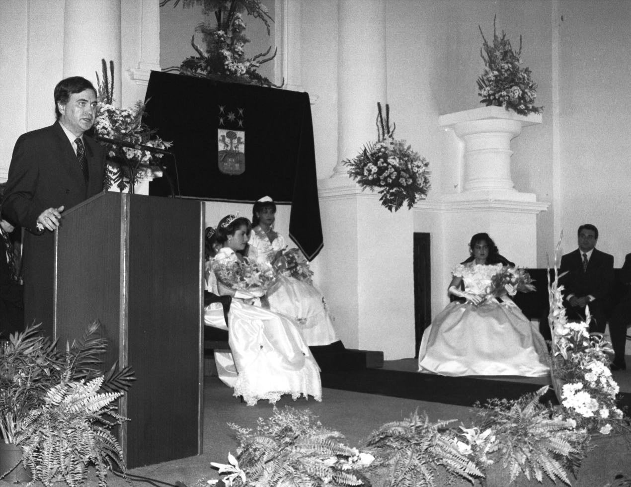 Carlos Roldán, director de El Norte de Castilla, pronuncia el pregón de las fiestas. 28 de septiembre de 1996.