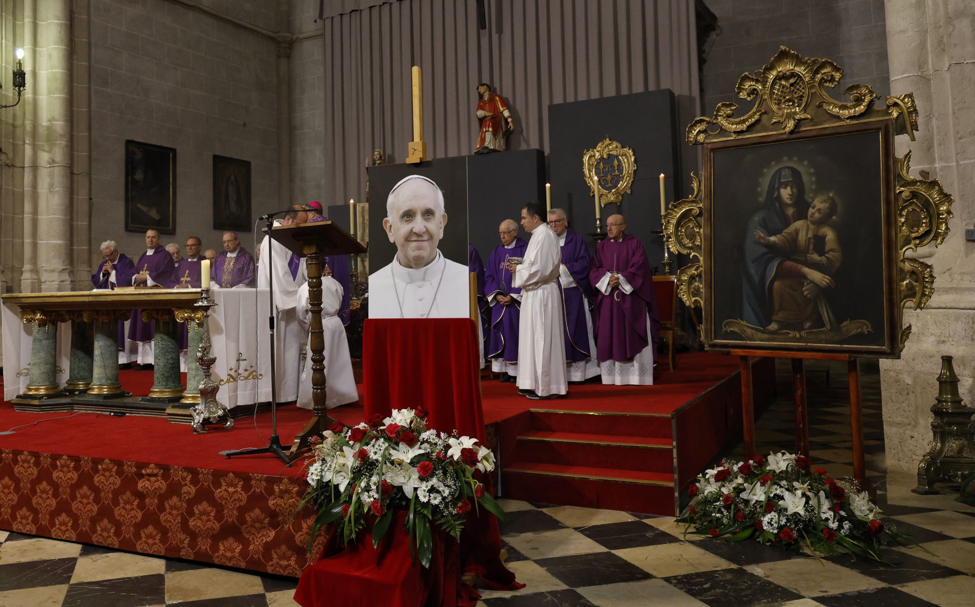 Así ha sido el funeral del Papa en la Catedral de Palencia