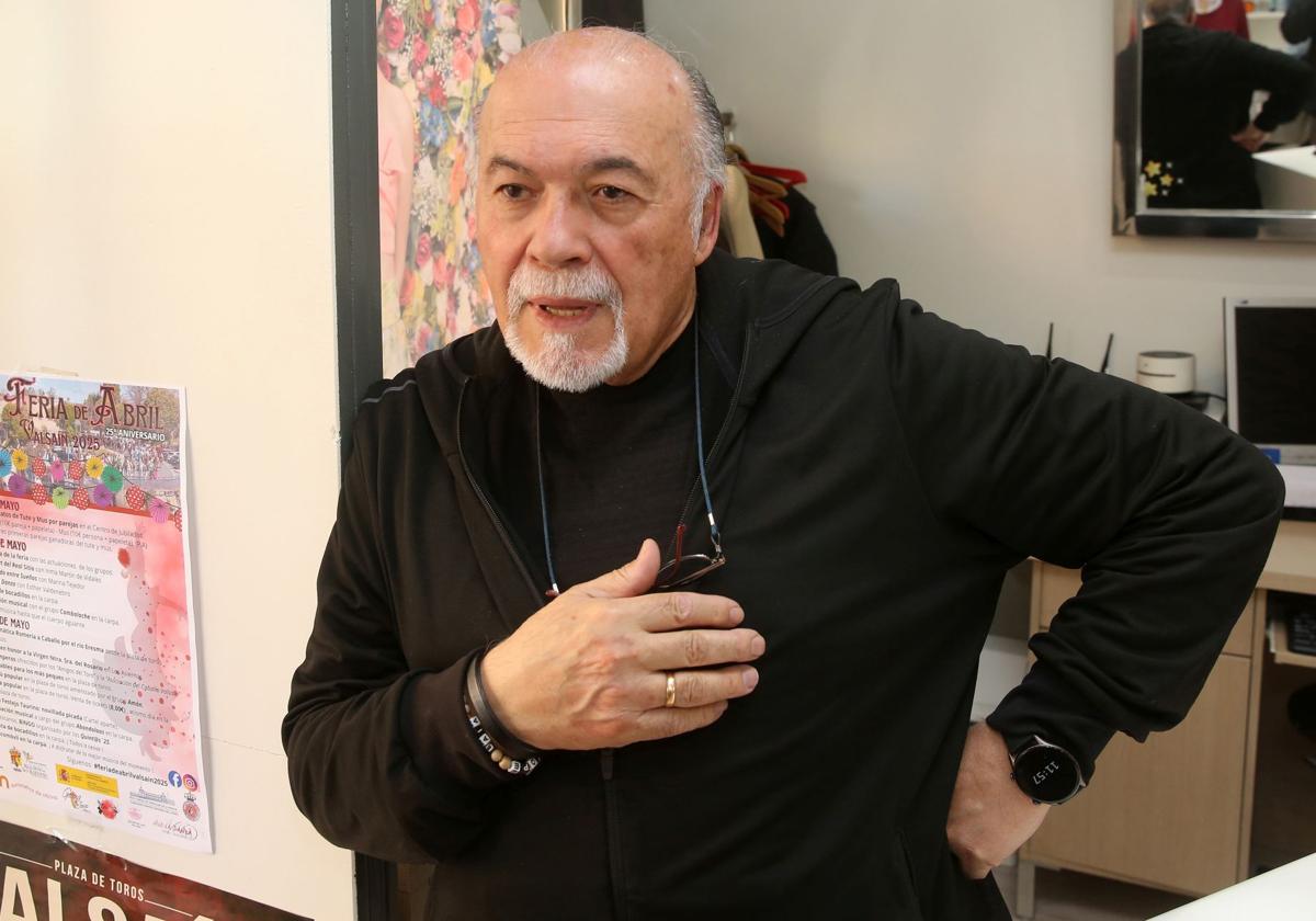 «Estuvimos cortando el pelo a oscuras»