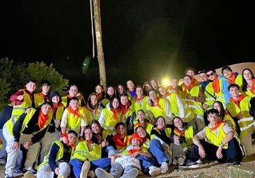 La plantada del 'mayo' y el 'pinillo' marcan el inicio de la cuentra atrás para la Virgen de los Mártires