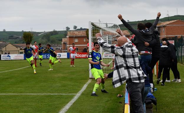 La celebración del gol del Tordesillas.