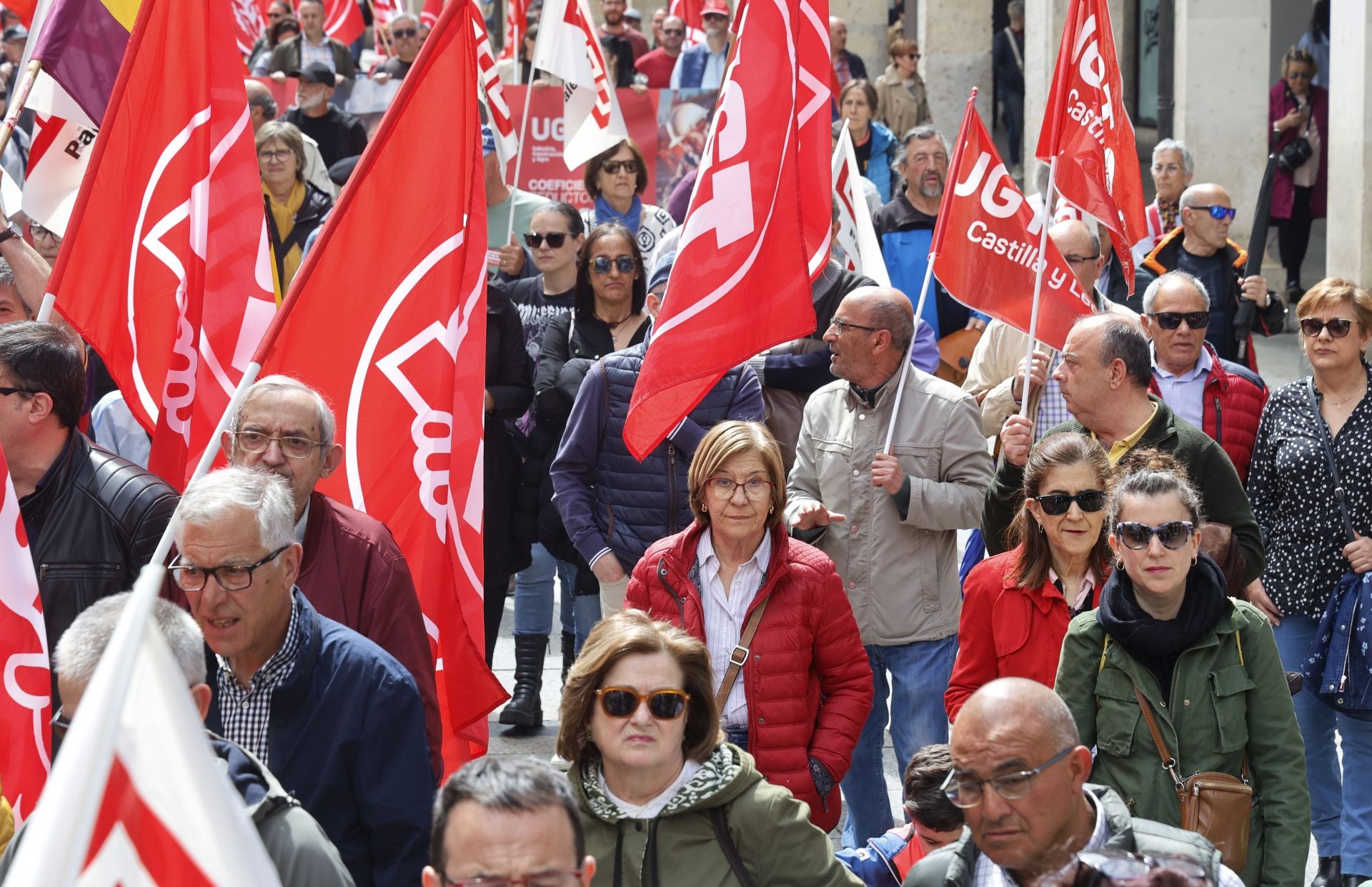 Festivo y reivindicativo Primero de Mayo en Palencia