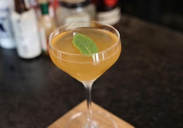 'Old Cuban': Una reinterpretación del daikiri con cava y menta a cinco minutos de la Plaza Mayor