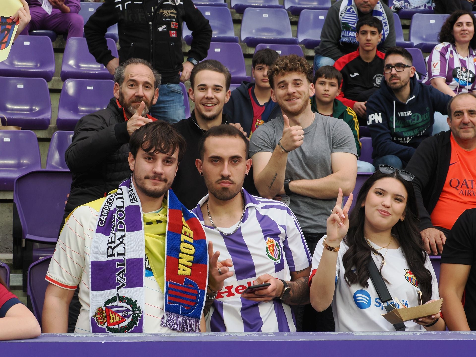 Búscate en la grada del Real Valladolid - FC Barcelona (5/5)