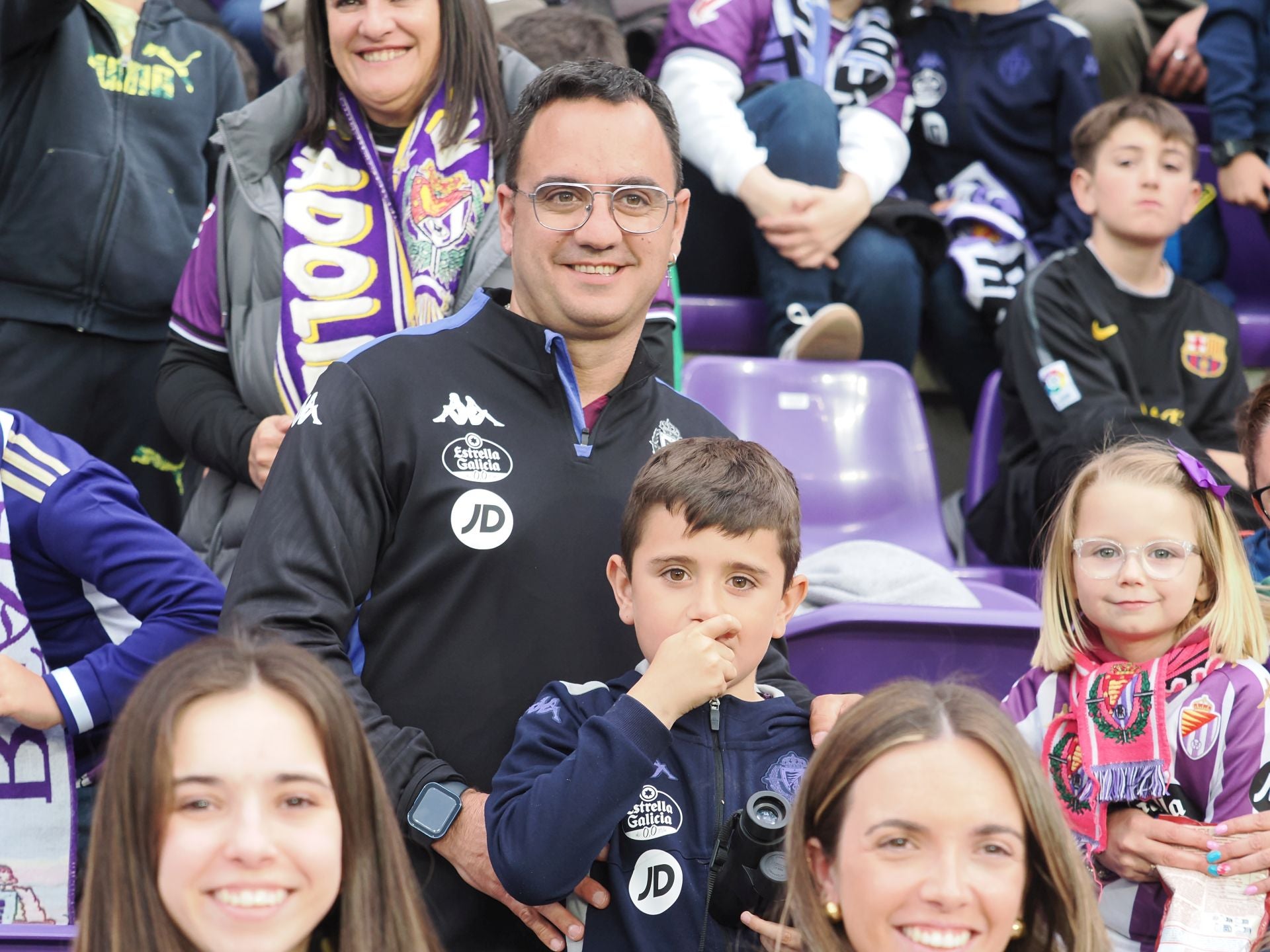 Búscate en la grada del Real Valladolid - FC Barcelona (5/5)