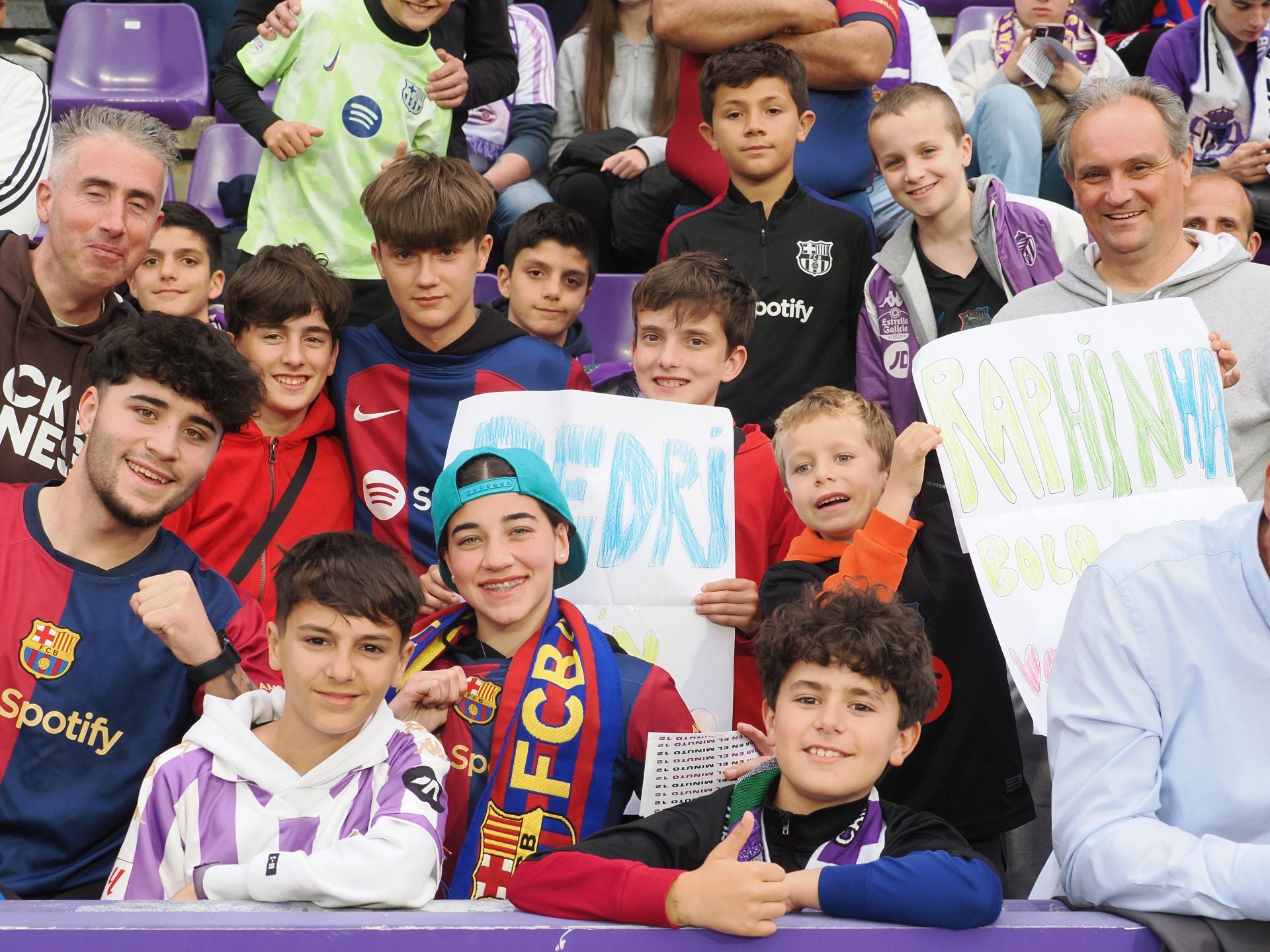 Búscate en la grada del Real Valladolid - FC Barcelona (5/5)