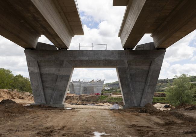 Tramo del viaducto sobre el río Duero, de 500 metros de longitud.