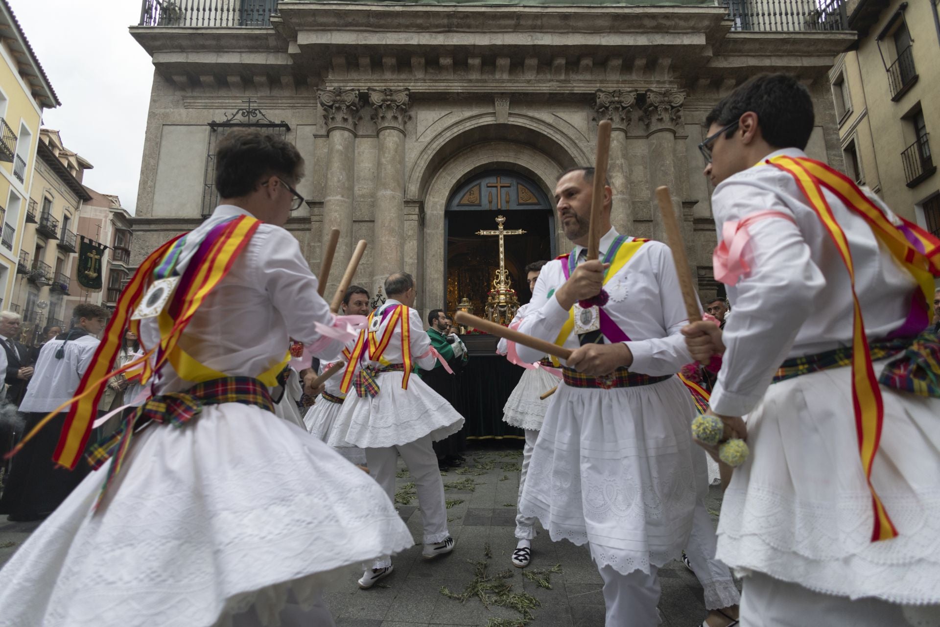 La procesión de la Cruz de Mayo, en imágenes