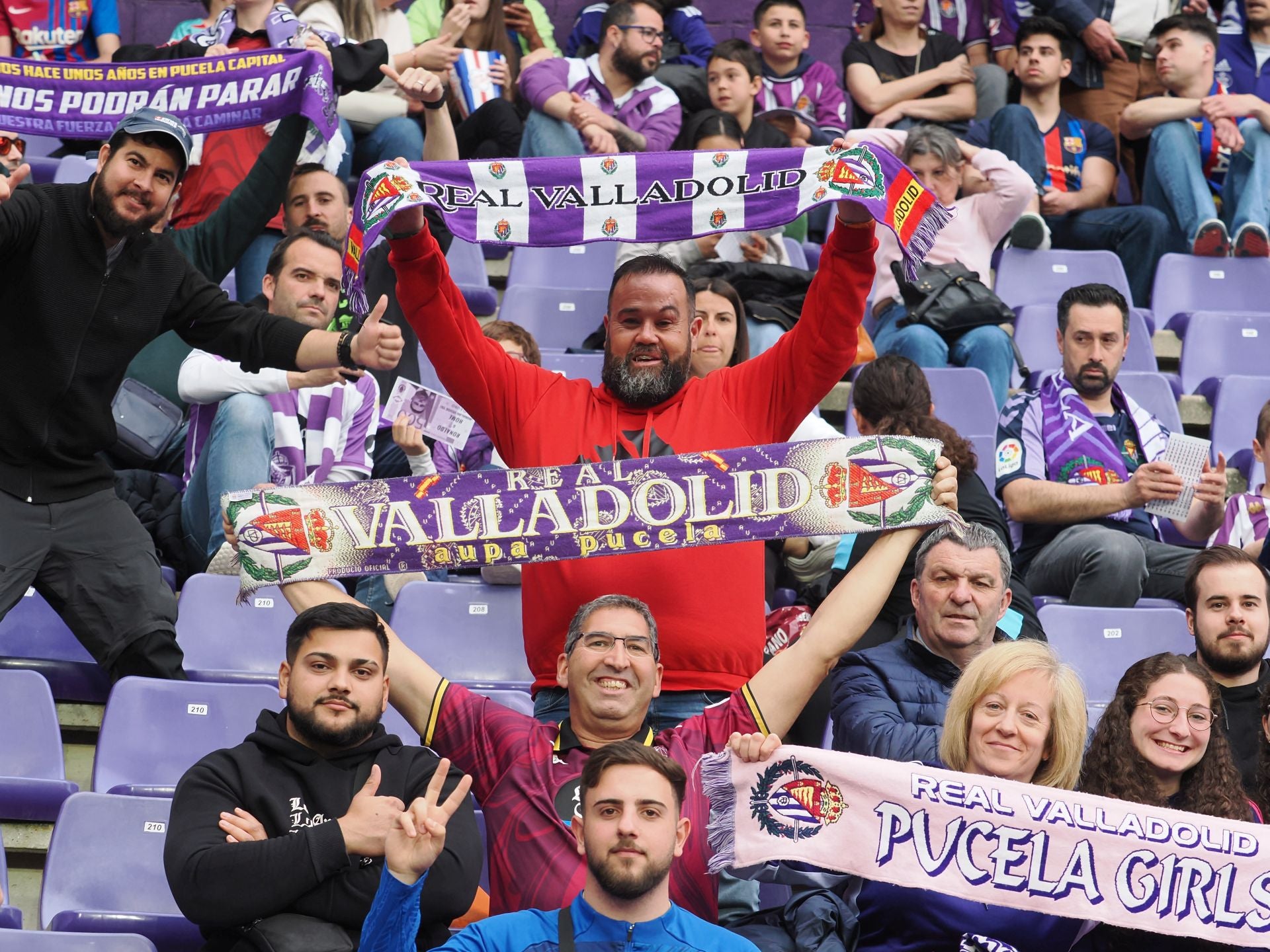 Búscate en la grada del Real Valladolid - FC Barcelona (2/5)