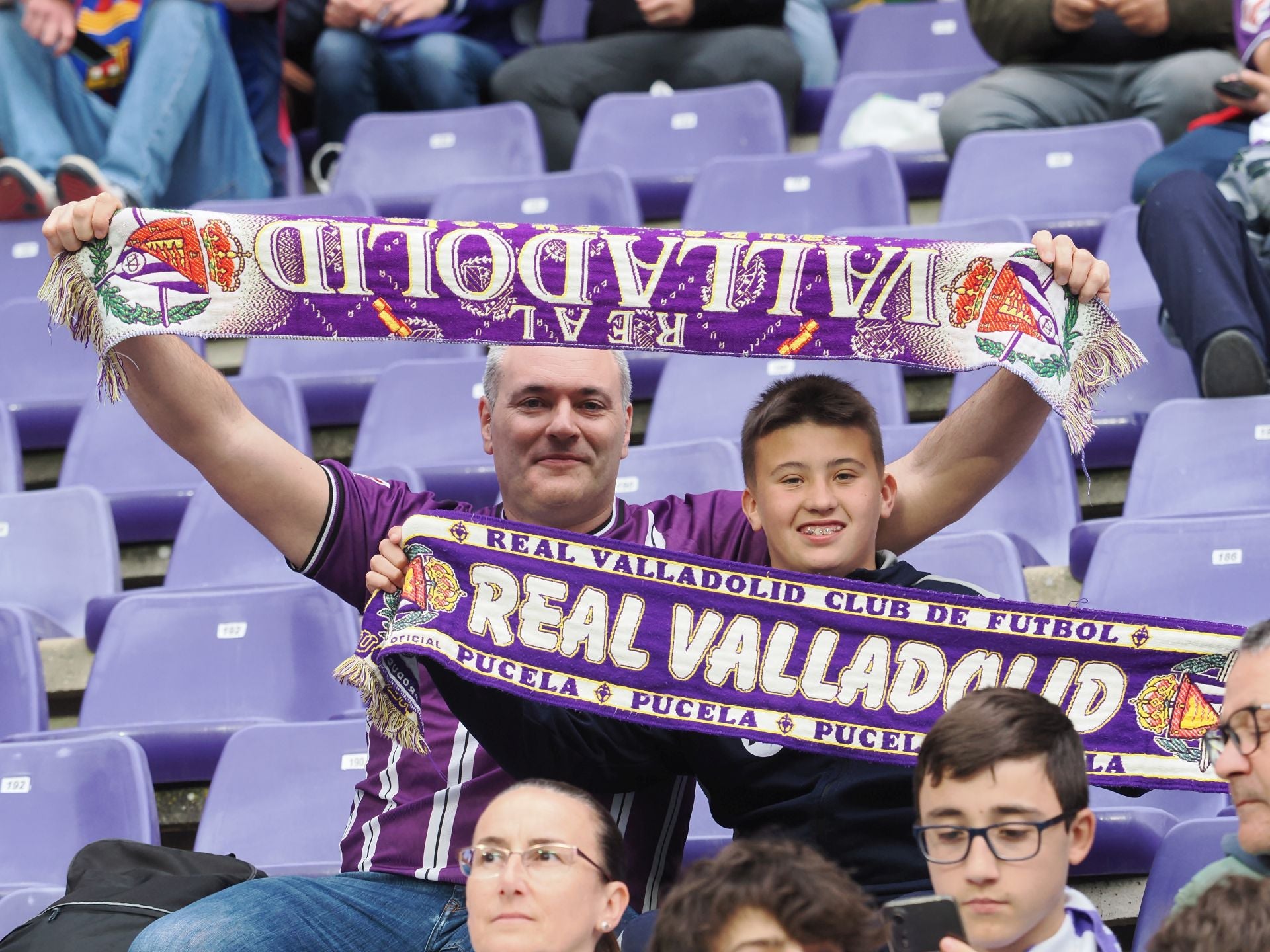 Búscate en la grada del Real Valladolid - FC Barcelona (2/5)