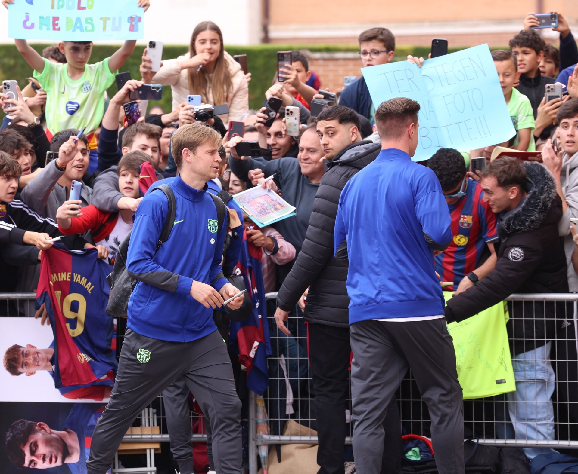 Llegada de los jugadores del Barça al hotel de Valladolid