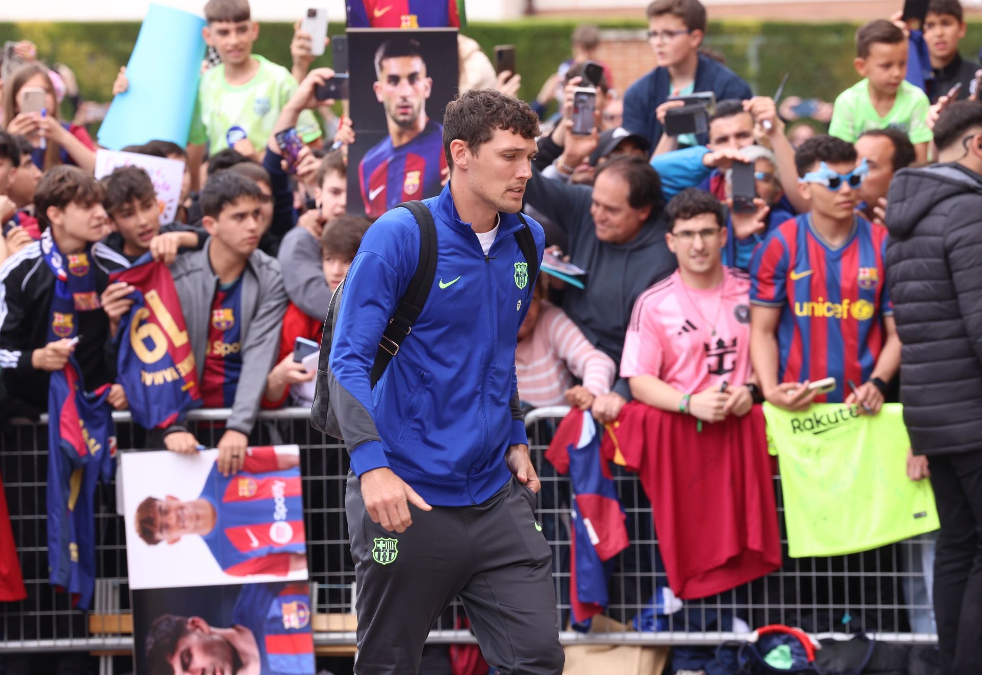 Llegada de los jugadores del Barça al hotel de Valladolid