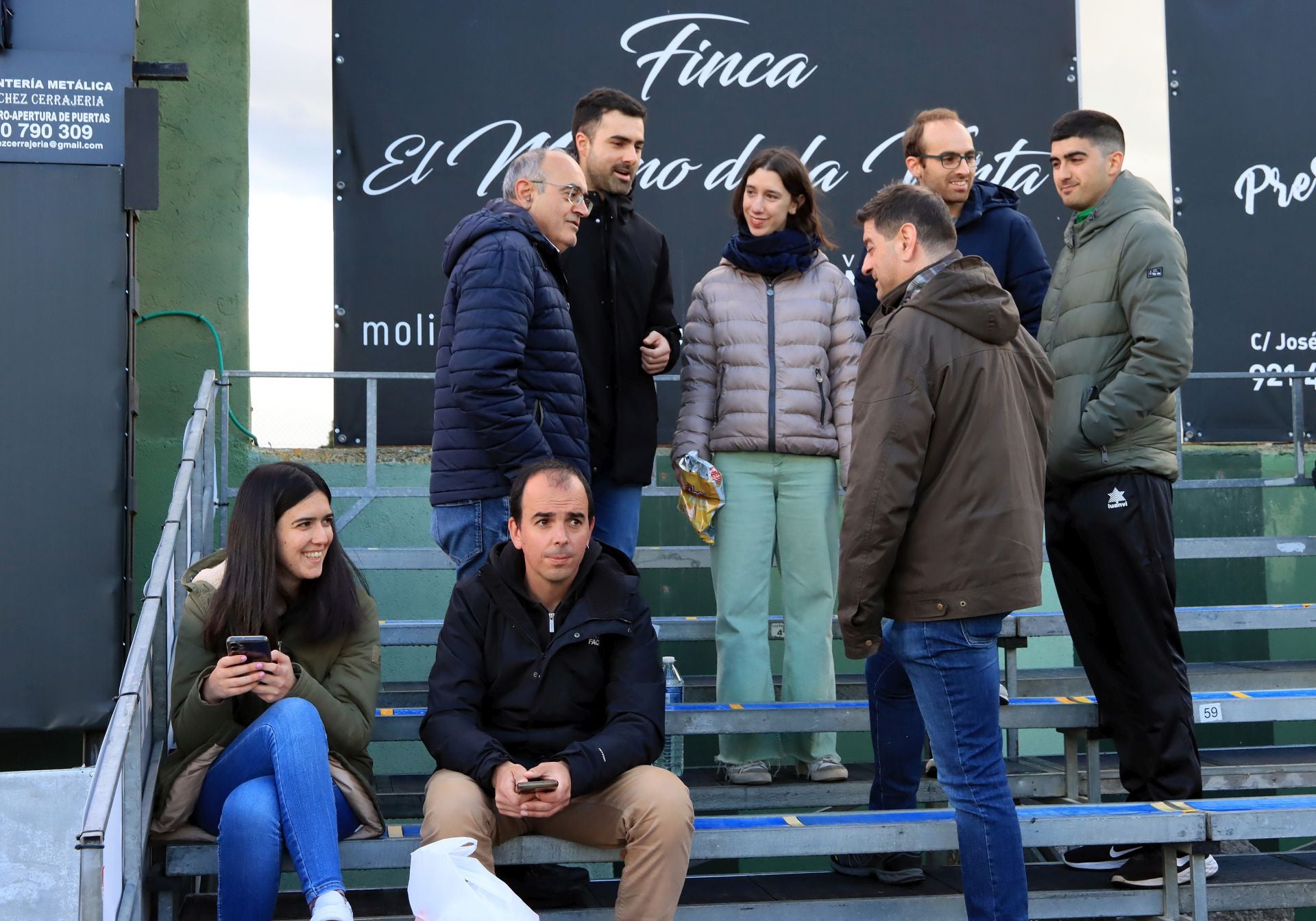 Búscate en las gradas de La Albuera en el Segoviana vs Real Sociedad B