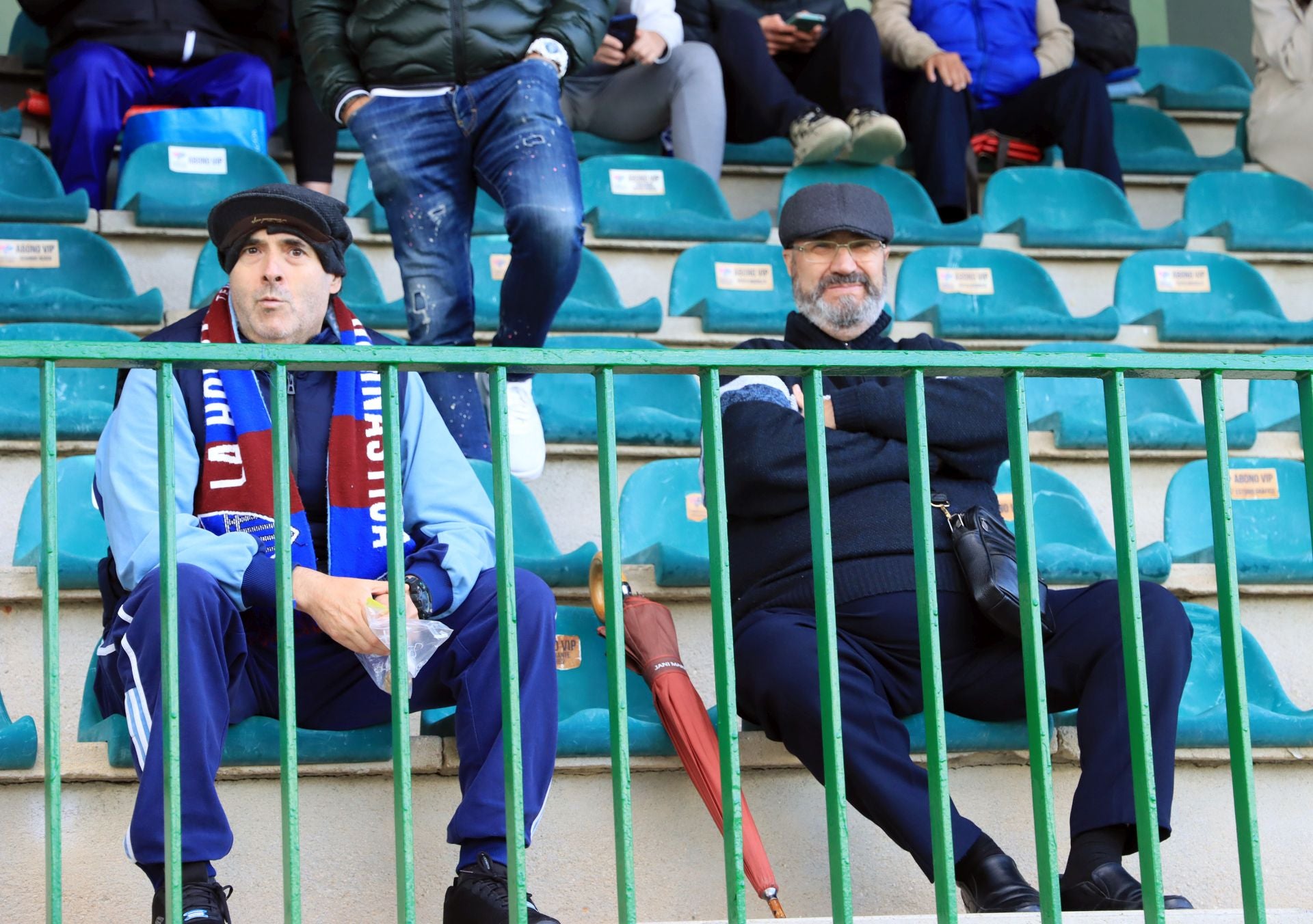Búscate en las gradas de La Albuera en el Segoviana vs Real Sociedad B