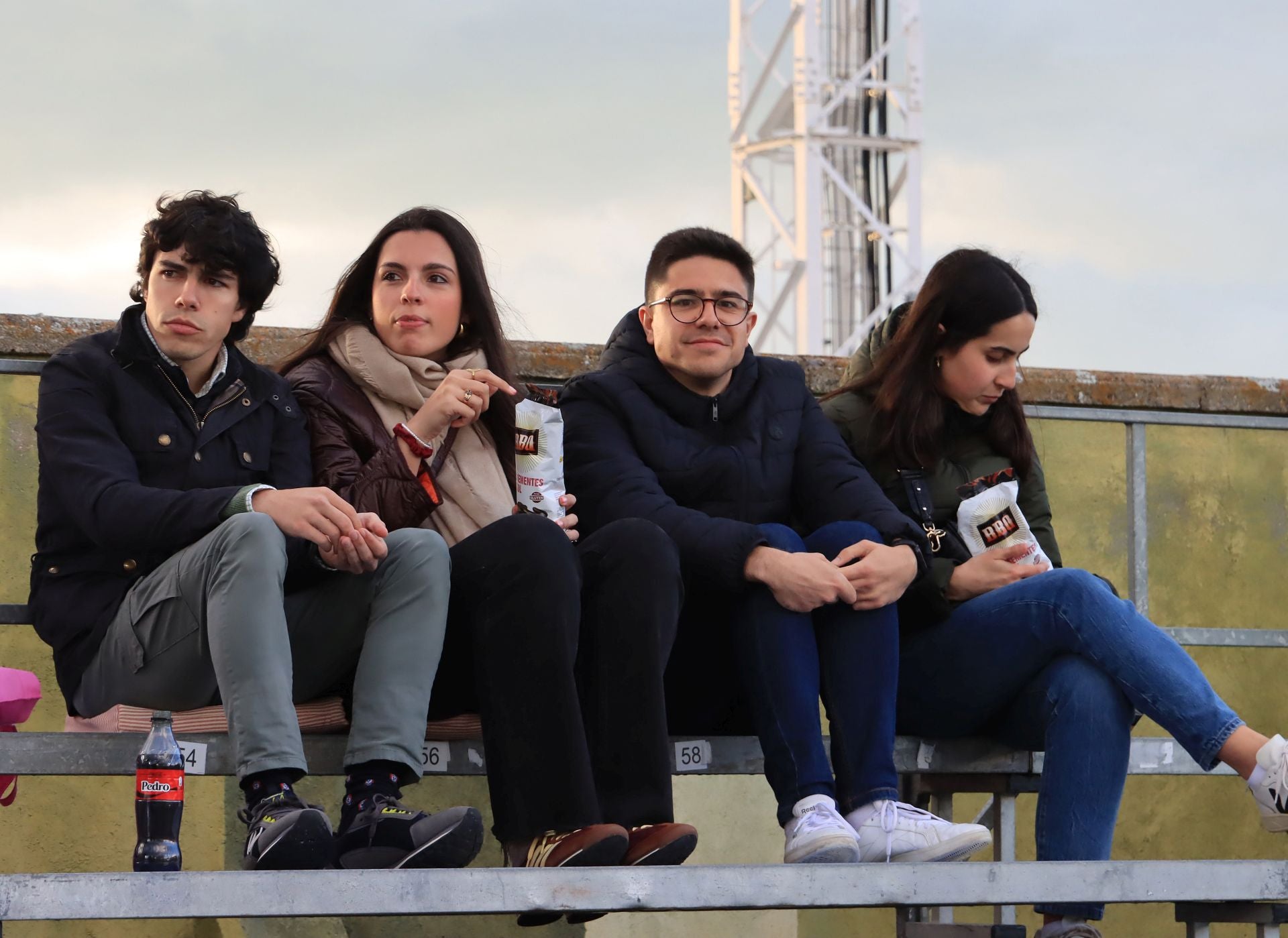 Búscate en las gradas de La Albuera en el Segoviana vs Real Sociedad B