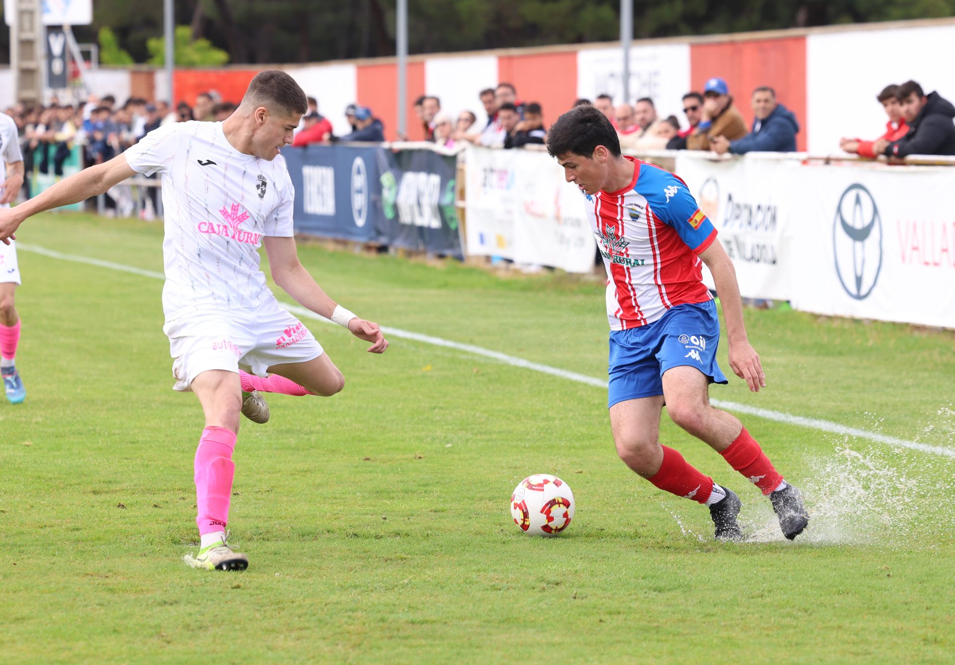 El partido entre el Tordesillas y el Villaralbo, en imágenes