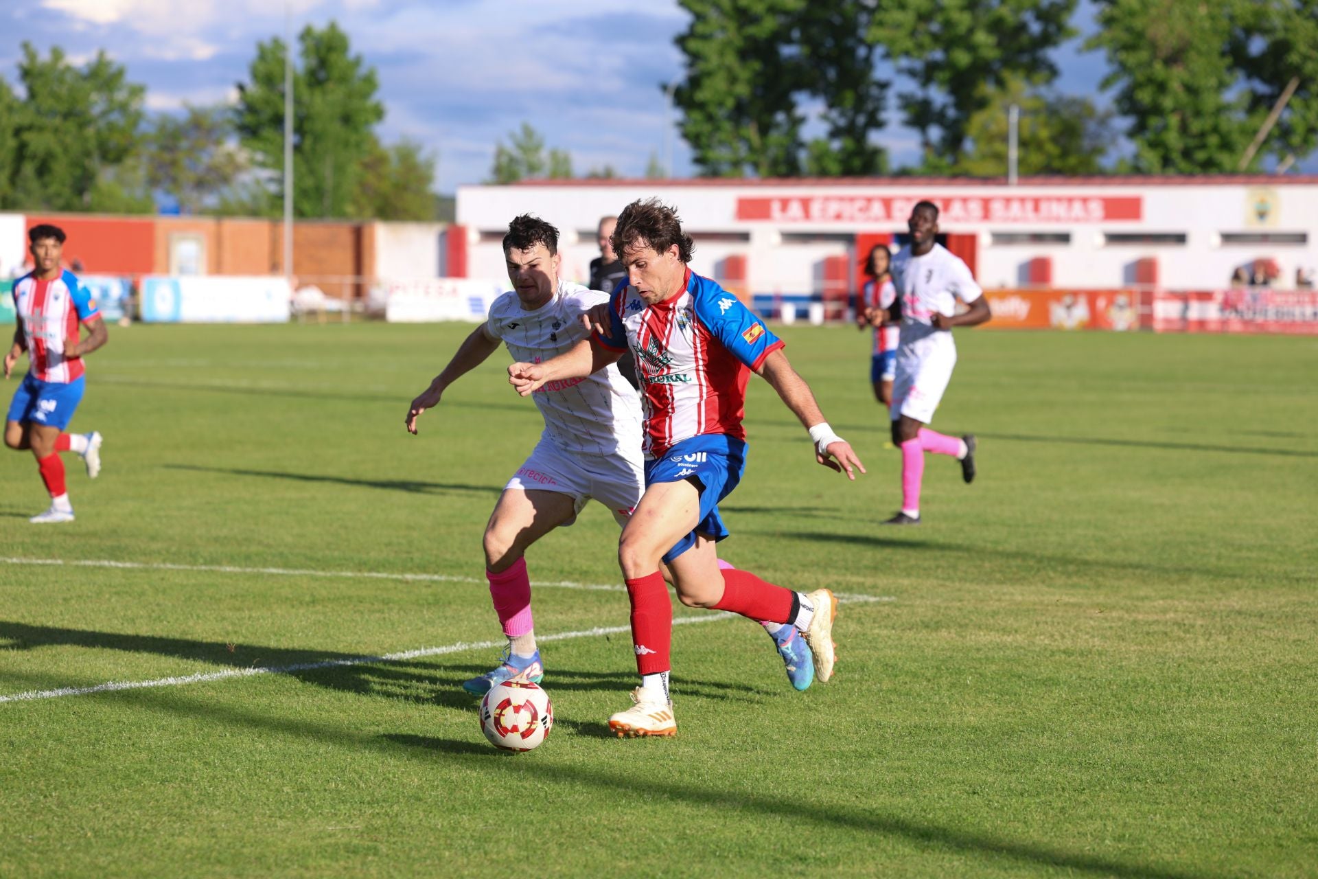 El partido entre el Tordesillas y el Villaralbo, en imágenes