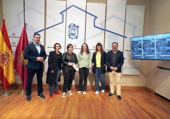 Presentación del VI Festival Internacional de Folclore de Aldeamayor de San Martín.