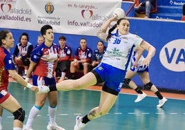 Imágenes de la victoria del Aula ante el Atlético Guardés este miércoles en Huerta del Rey
