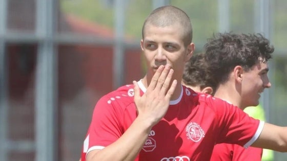 Iker, en su último partido con el Hergar.