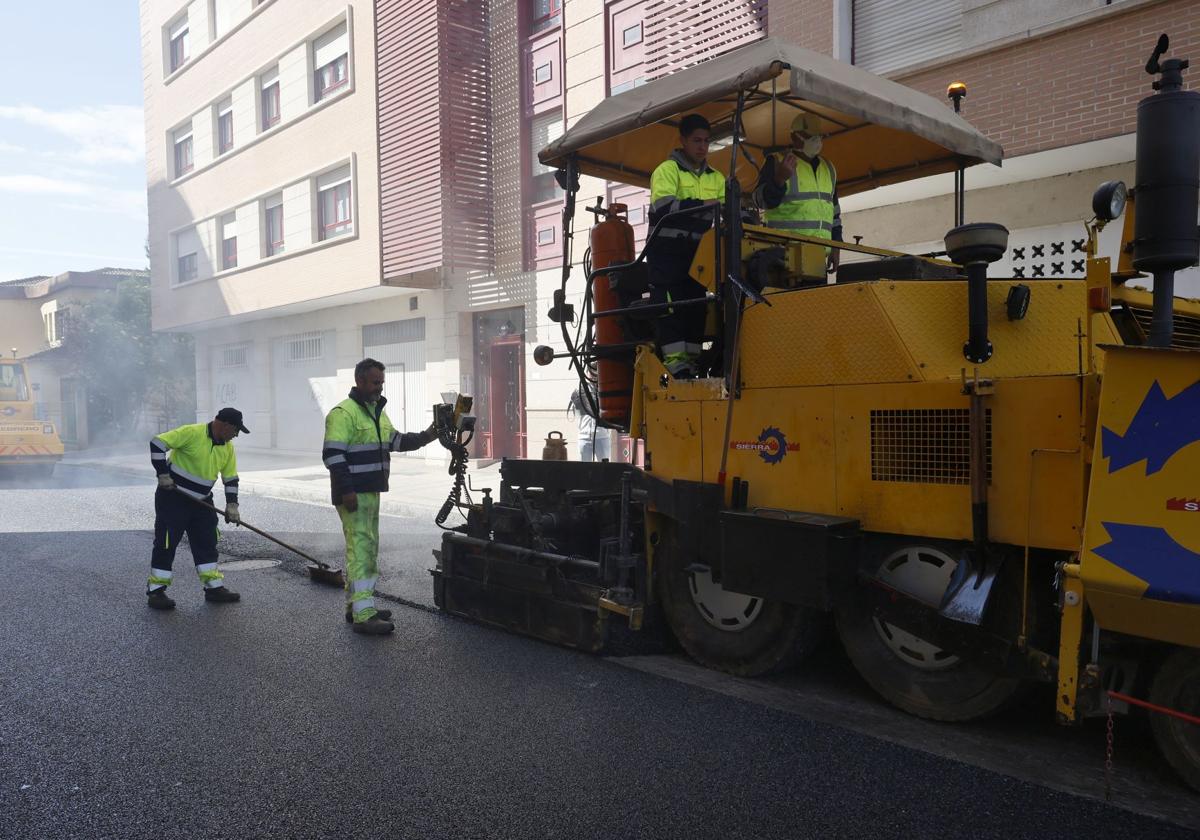 El Ayuntamiento centrará las próximas inversiones en la mejora de las aceras