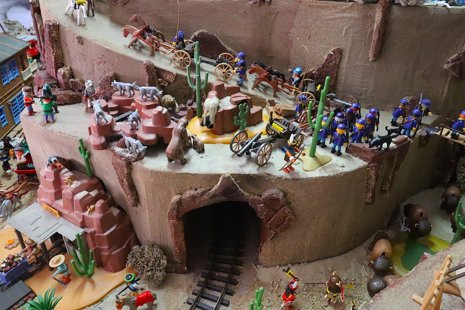El universo del wéstern llega a Rioseco en forma de Playmobil