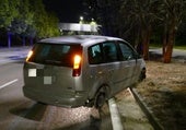 Circula sin dos ruedas, en sentido contrario y triplica la tasa de alcohol