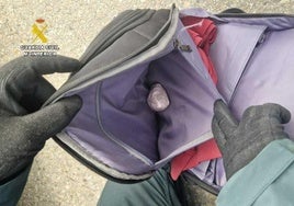 Cocaína que transportaba el hombre detenido.