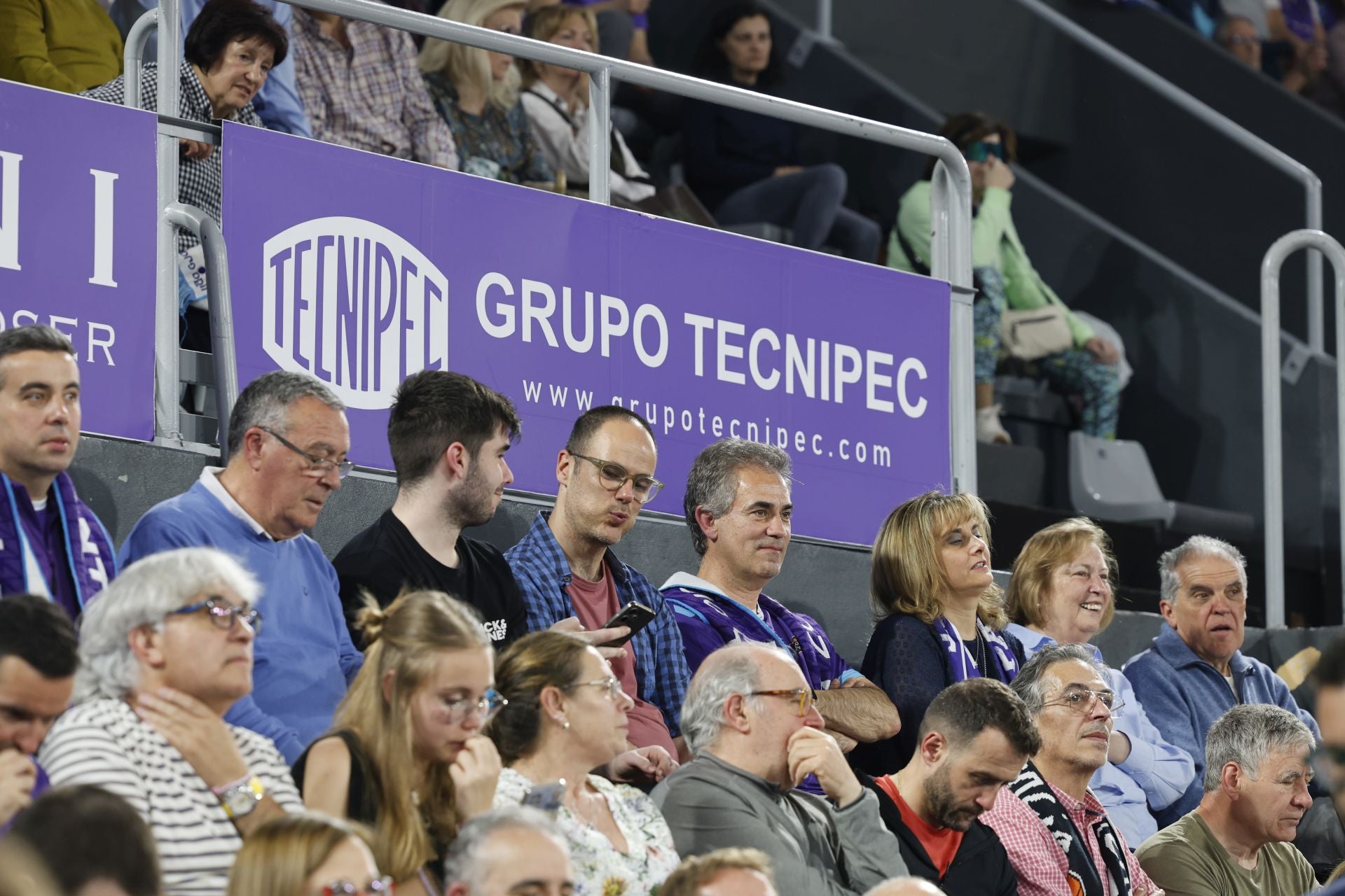 Búscate en las gradas del Súper Agropal Palencia-Betis